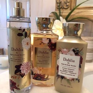 Bath & body works shower products